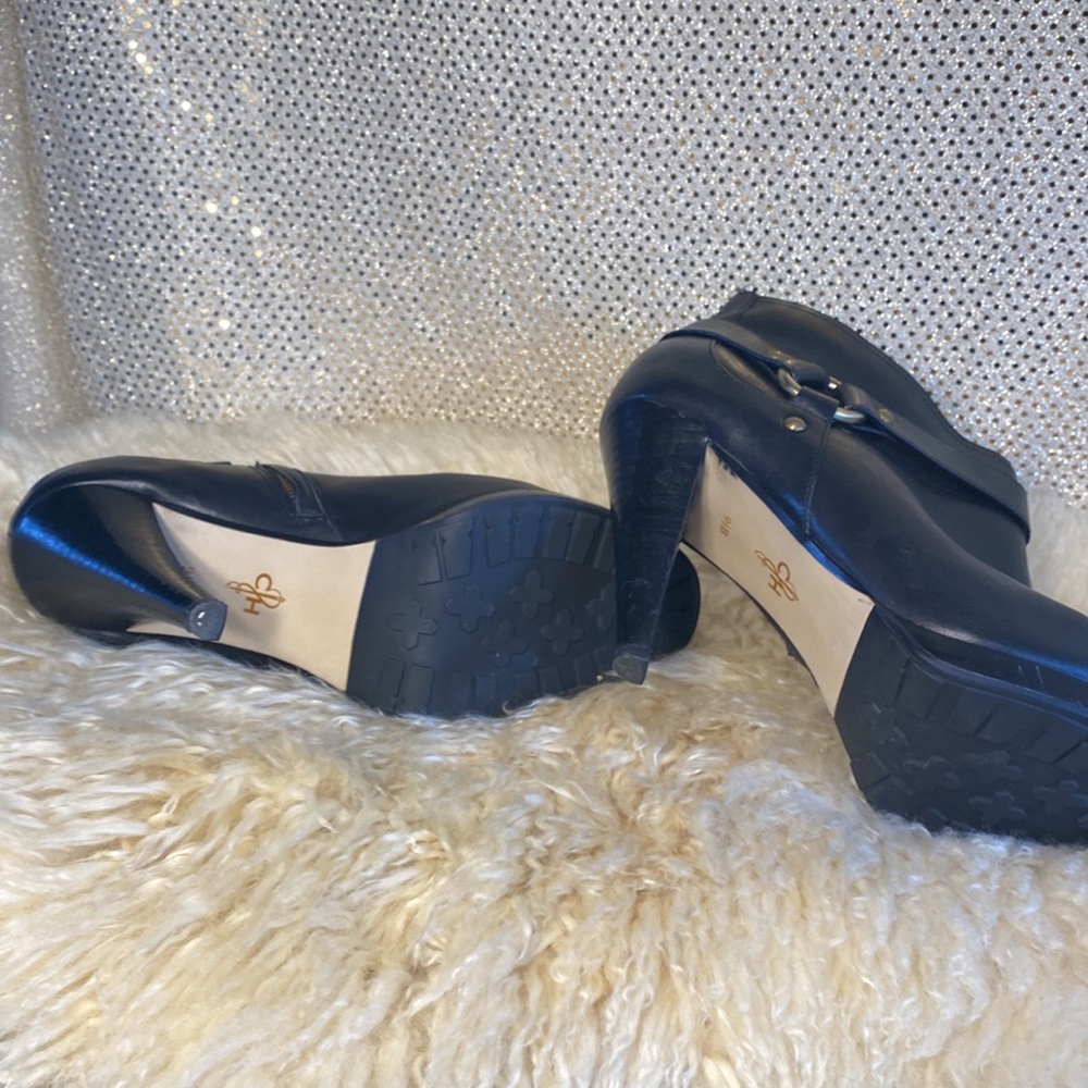Cole Haan boots heels black leather zip side buckle 9.5 ankle boots - Picture 4 of 9